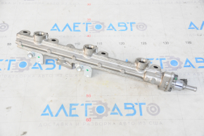 Fuel rail left Lexus GS450h 06-10 high pressure