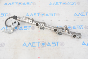 Fuel rail right Lexus GS350 GS450h 06-11 high pressure with sensor