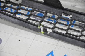 Lower grille of front bumper Tesla Model S 12-15 pre-restored for radar, cracked fastener, broken honeycombs