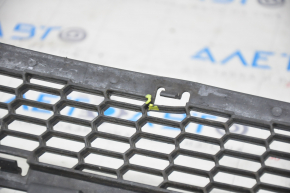 Lower grille of front bumper Tesla Model S 12-15 pre-restored for radar, cracked fastener, broken honeycombs