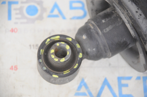 Shock absorber strut assembly rear right Lexus GS450h 06-07 cracked silent block