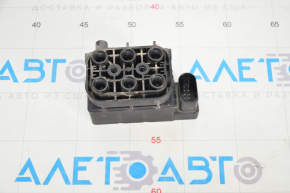 Tesla Model S 12-15 pre-restored air suspension valve block