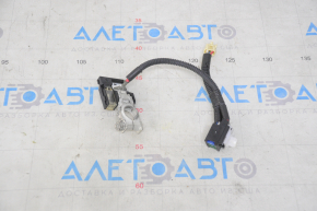 Positive terminal of battery Lexus GS450h 06-11 rear