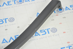 Rear left wing arch trim VW Tiguan 09-18 scratches, broken mount