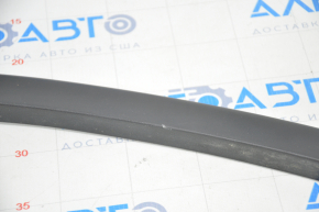 Front left wing arch trim VW Tiguan 09-18 scratches, broken fasteners