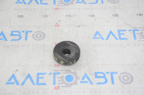 Radiator support lower left Lexus GS300 GS350 GS430 GS450h 06-11 rubber