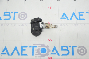 Tesla Model S 12-15 Pre-Rested Type 1 Wheel Pressure Sensor