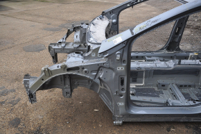 Front left quarter Chevrolet Volt 16 - graphite on the body