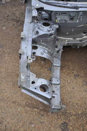 Front right quarter Chevrolet Volt 16 - graphite on the body, bumps