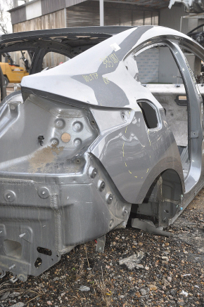 Quarter wing rear right Chevrolet Volt 16 - graphite on the body, dented, bumps