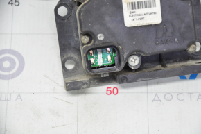 Tesla Model S 12-15 prerest cooling system valve