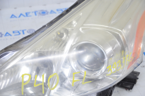 Headlight front left Toyota Prius V 12-14 bare prerest halogen broken fasteners and guide, need polishing