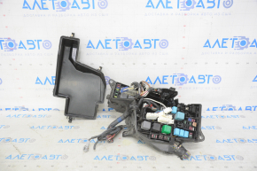 Fuse box underhood Lexus GS450h 07-11