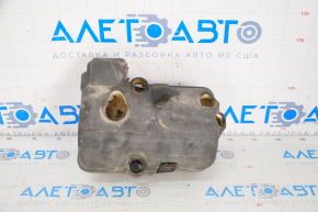 Tesla Model S 12-20 Air Conditioner Compressor Housing Tears