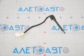 Temperature sensor in Tesla Model S 12-20 heater is large, defective fastening of the chip