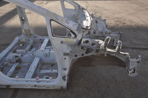 Front right quarter Toyota Prius V 12-17 white on the body