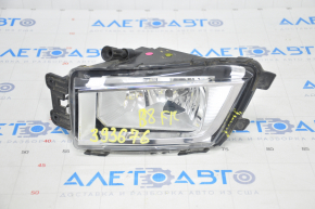 Fog light PTF right VW Passat b8 16-19 USA broken mount