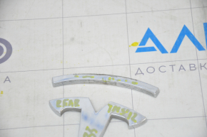 Emblem Badge T Rear Tesla Model S 12-20 Crack, Peeled Chrome