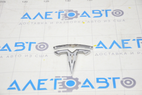 Emblem Badge T Rear Tesla Model S 12-20 Crack, Peeled Chrome