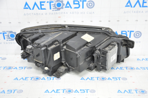 Headlight front left VW Passat b8 16-19 USA complete LED varnish peeled off along the edge
