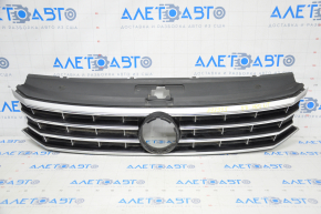 Radiator grill grill VW Passat b8 16-19 USA under radar cruise, without emblem, sand