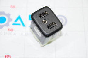 USB Hub, AUX Chevrolet Camaro 16-23