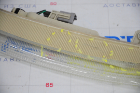 Brake light Nissan Leaf 11-17 scratches