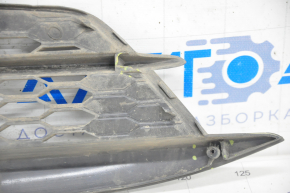 Bumper grille right Honda Civic X FC 16-19 structure without fog lights, broken fastener, pressed
