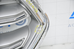 Radiator grill grill Ford Escape MK3 17-19 rest gray with chrome with emblem sawed, sand