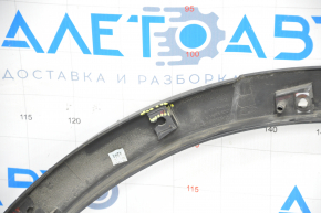 Rear right wing arch trim Ford Escape MK3 17-19 rest breakage of fastening, scratch