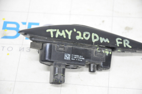Turn signal in the wing front right Tesla Model Y 20-25 with camera, broken housing