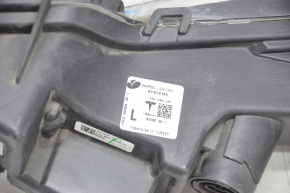 Fog light left Tesla Model Y 20-25 broken housing, broken glass, broken fastener