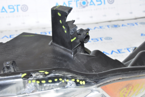 Headlight front right bare Ford Escape MK3 13-16 prerest halogen broken crepe, scratches
