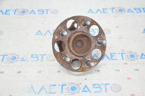 Rear right hub Toyota Prius 30 10-15 rusty