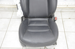 Tesla Model Y 20-25 passenger seat without airbag, electric, leather black, heated, shot