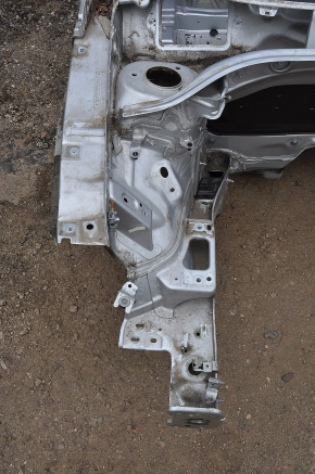 Front right quarter VW Passat b8 16-19 USA silver on body, dented