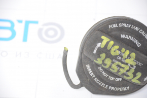 VW Tiguan 09-17 fuel filler cap broken off