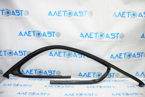 Upper front right door molding for VW Jetta 19-24 with glass seal