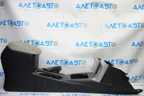 Central console armrest and cup holders Subaru Forester 14-18 SJ black with gray armrest, without heated seats, scratches, for dry cleaning