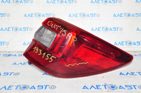 Light outer wing right Subaru Outback 15-19 water damage, chip