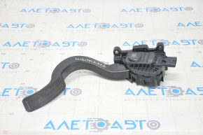 Tesla Model Y Gas Pedal 20-25 BASE