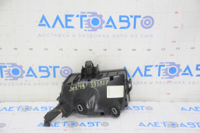 VW Jetta 19-24 underhood fuse box without cover