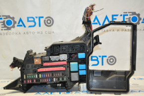 Lexus RX350 10-15 underhood fuse box broken fasteners, missing plug, no cover
