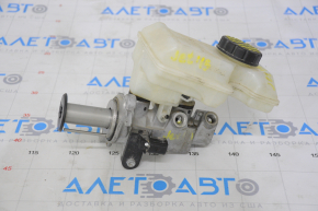 VW Jetta 19 brake master cylinder with reservoir and cap