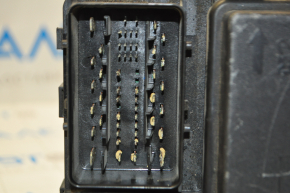 Underhood fuse box Ford Fusion mk5 13-20 2.5 broken mount