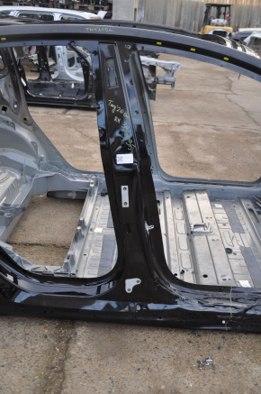 Body pillar central right Tesla Model Y 20-25 on the body, iron panel, dented