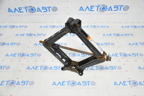 Ford Escape MK4 20 jack - rusty, key mount jammed
