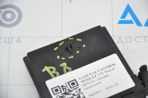 GATEWAY CONTROL MODULE VW Passat b8 16-19 USA broken mount