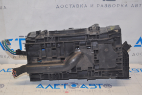 Underhood fuse box Dodge Journey 11-19 3.6 defective latches, crack on the housing