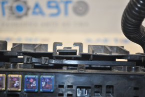 Underhood fuse box Dodge Journey 11-19 3.6 defective latches, crack on the housing